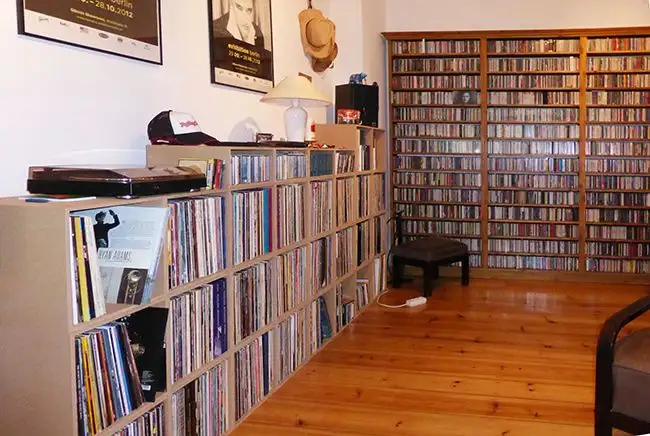 LP-Regal in Naturpur LP-Regal, Naturpur