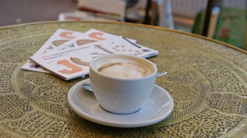 Kaffee Blog, Ladenregale