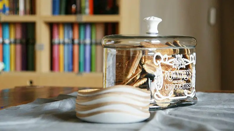 Deko Detail Blog, Bücherregale, Raumteiler, Trennwand l, naturpur