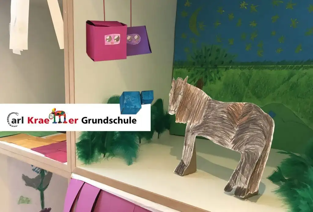 Kiezinitiative Ausstellung: Schüler verschönern Showroom, Kiezinitiative, Carl-Kraemer-Grundschule.