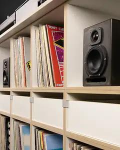 Hifi, Abdeckplatte, untere Ansicht