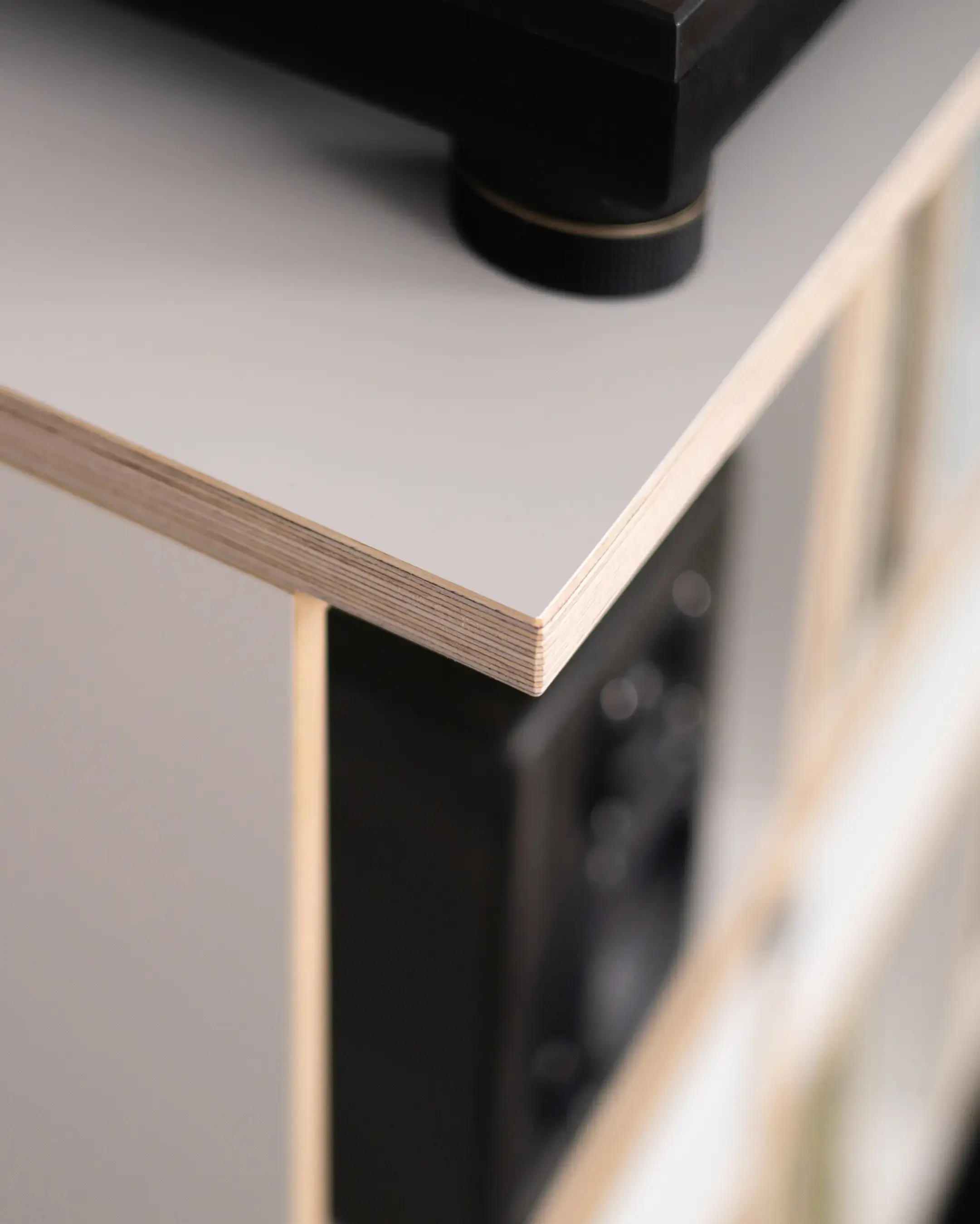 Hifi-Abdeckplatte, Ecke