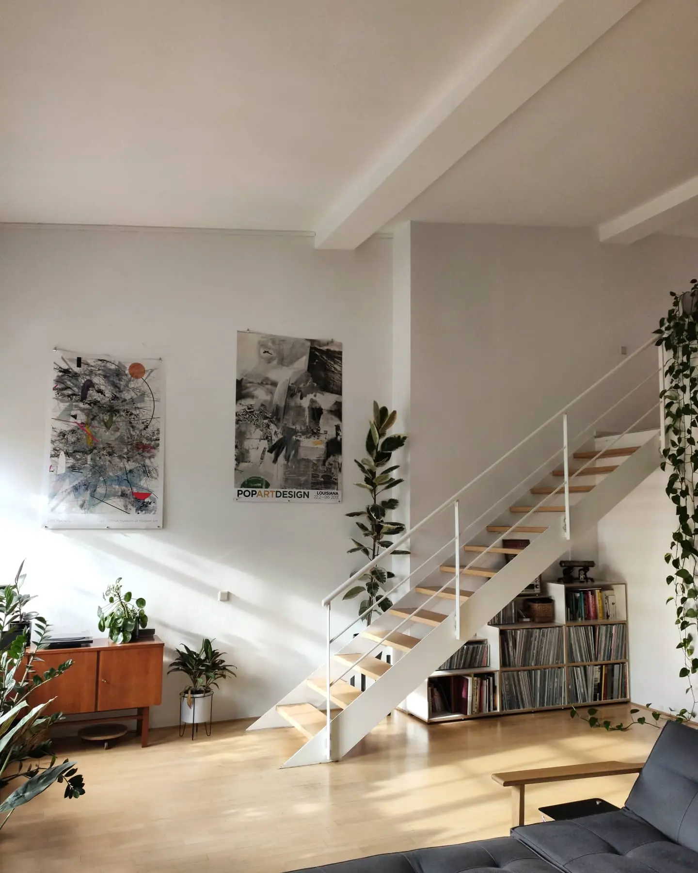 Schallplattenregal unter der Treppe Koop, Kati, Doppeltund3fach