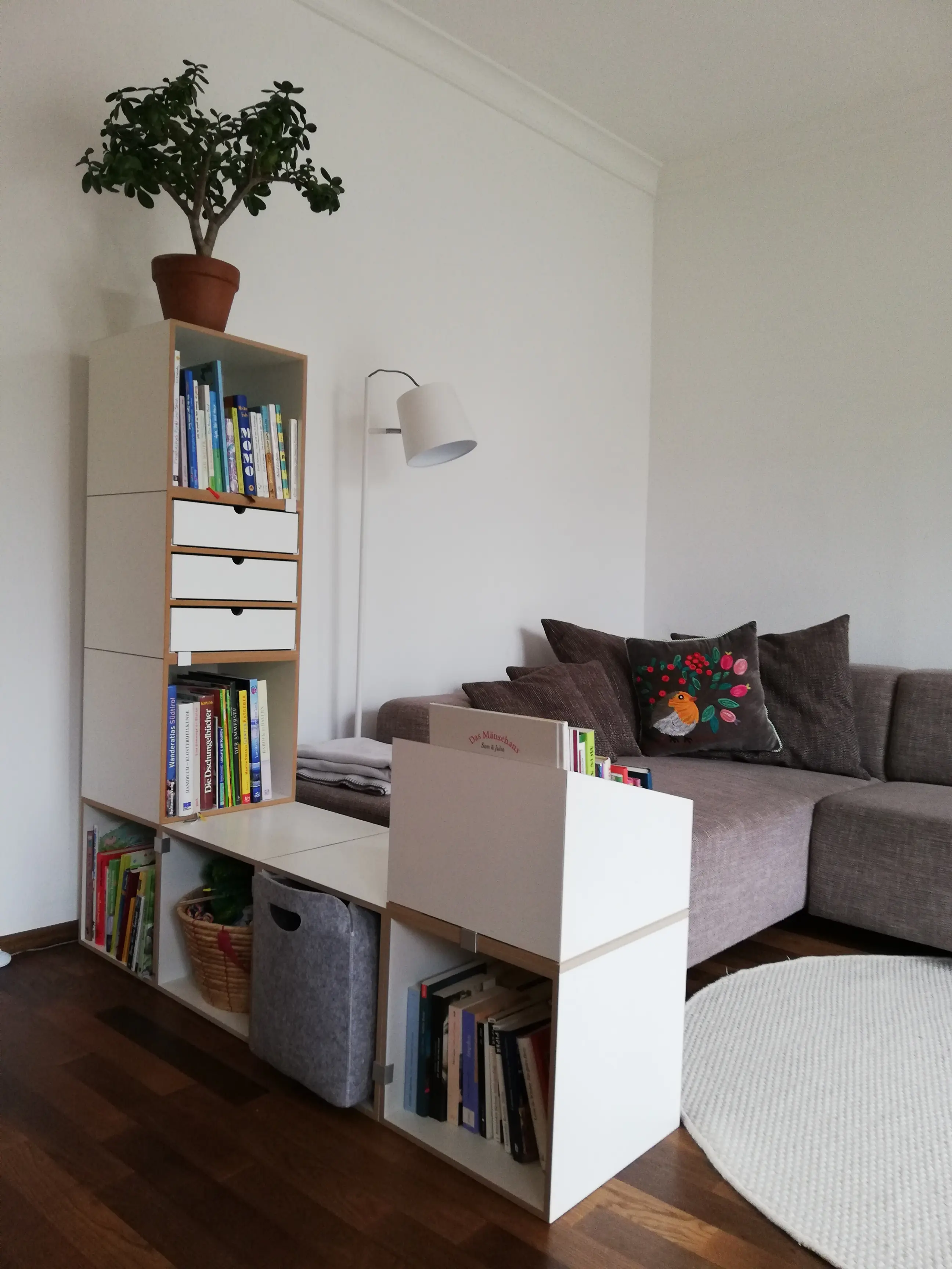 Raumteiler mit LP-Box Kundenbilder, Wohnzimmer, Raumteiler