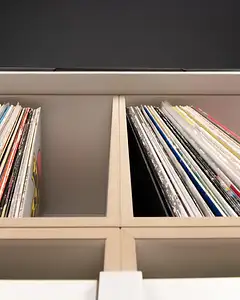 Hifi, Abdeckplatte, untere Ansicht