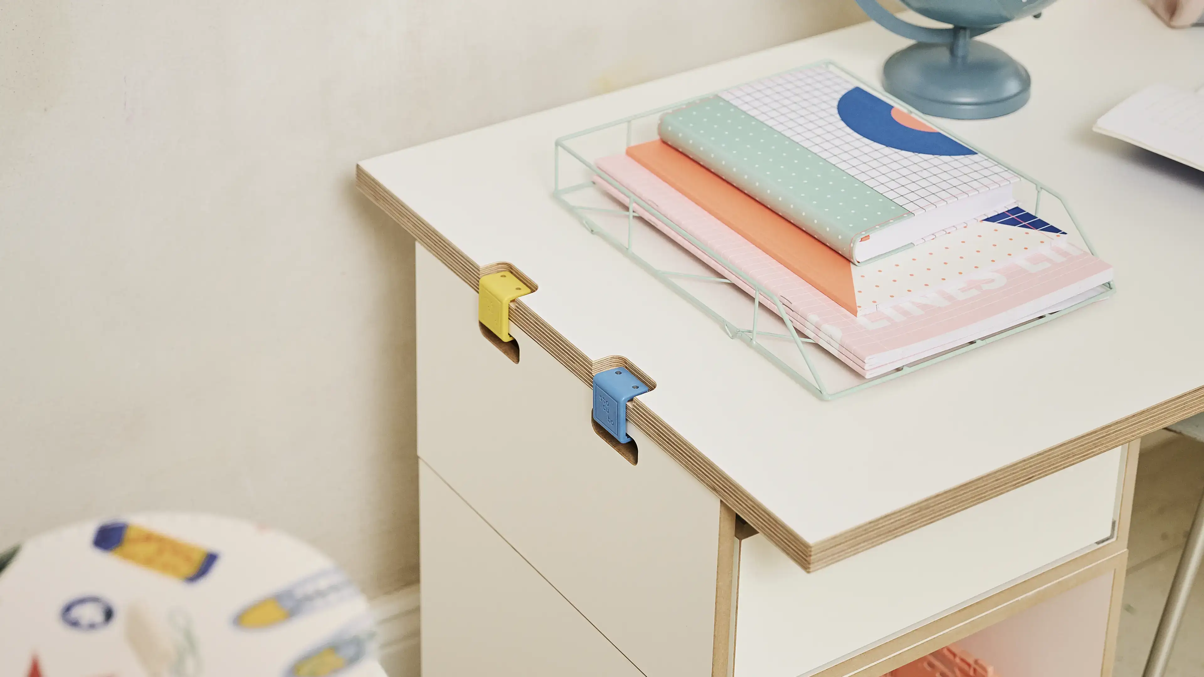 Mitwachsende Kindermöbel Mitwachsende Kindermöbel, Kinderschreibtisch M, Kinderzimmer, Kinderregale, 85