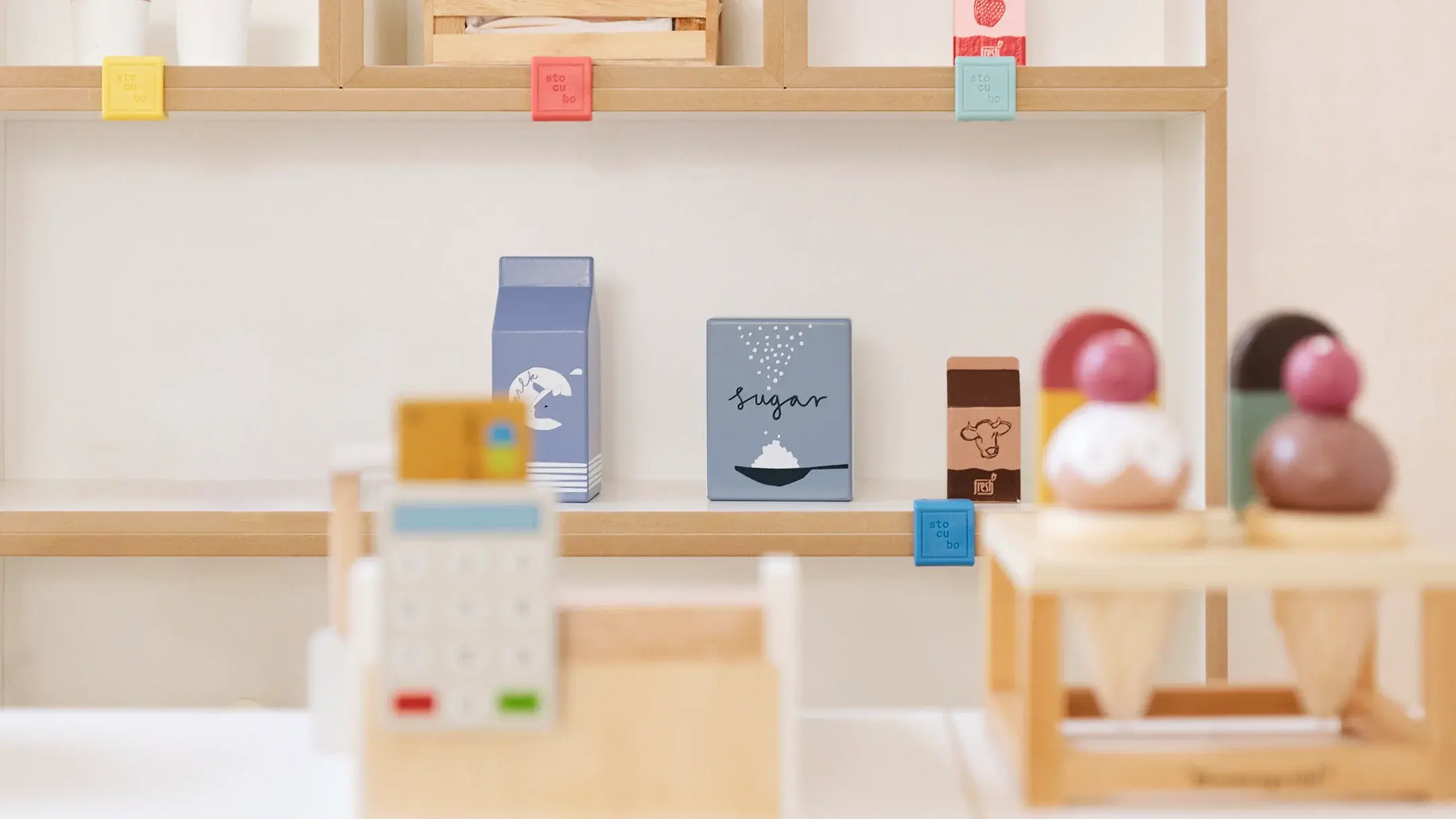 Interaktive Kindermöbel Interaktive Kindermöbel, 3-in-1 Kiezladen, Kinderzimmer, Kinderregale, 85