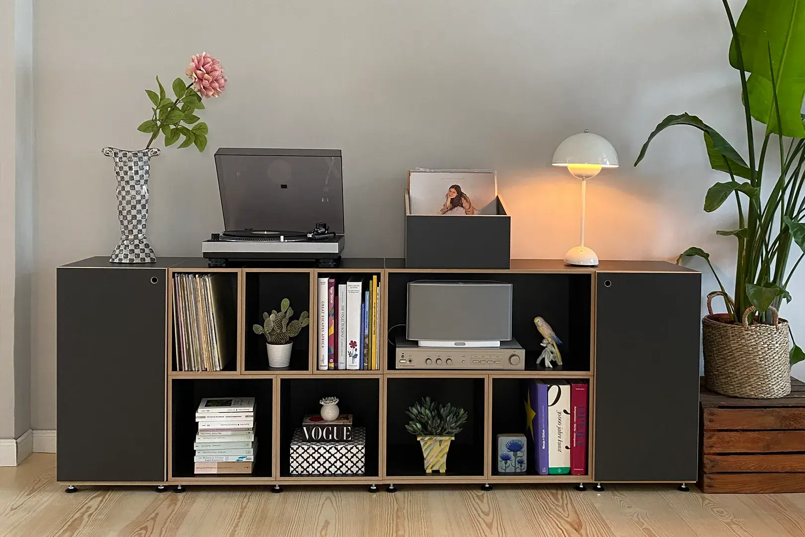 Schwarzes Wohnzimmer-Sideboard Koop, Mitteninmitte, Sideboards, Black Edition, schwarz, 80