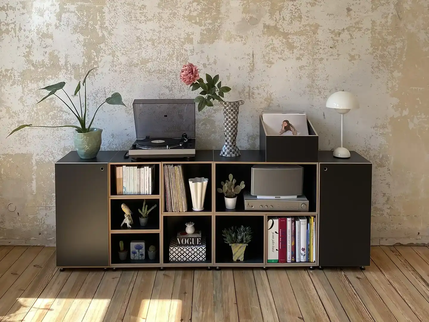 Black Edition, Wohnzimmer, Sideboards, Koop, Mitteninmitte, 4x3-40