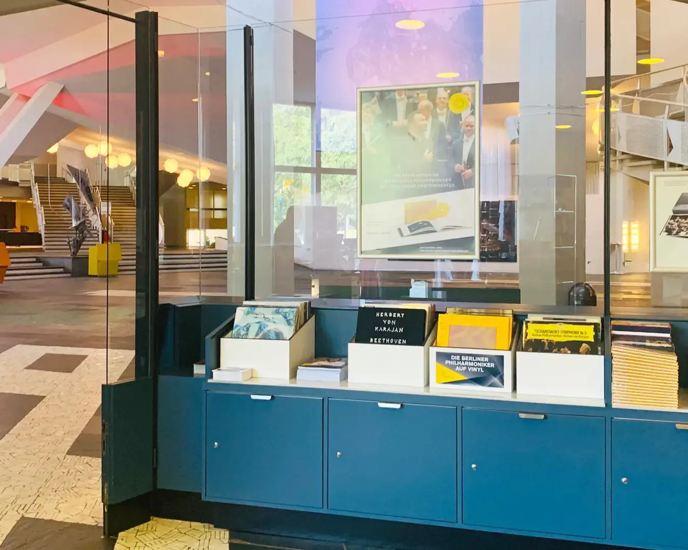 Geschäftskundinnen, Geschäftskunden, B2B, Philharmonie Berlin,Shop, 70