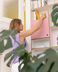 Hohes Bücherregal in Pink Wohnzimmer, Bücherregal, DVD, CD, Büro, Home-Office, Tür, Pink, Flamingopink, 4x5, 30