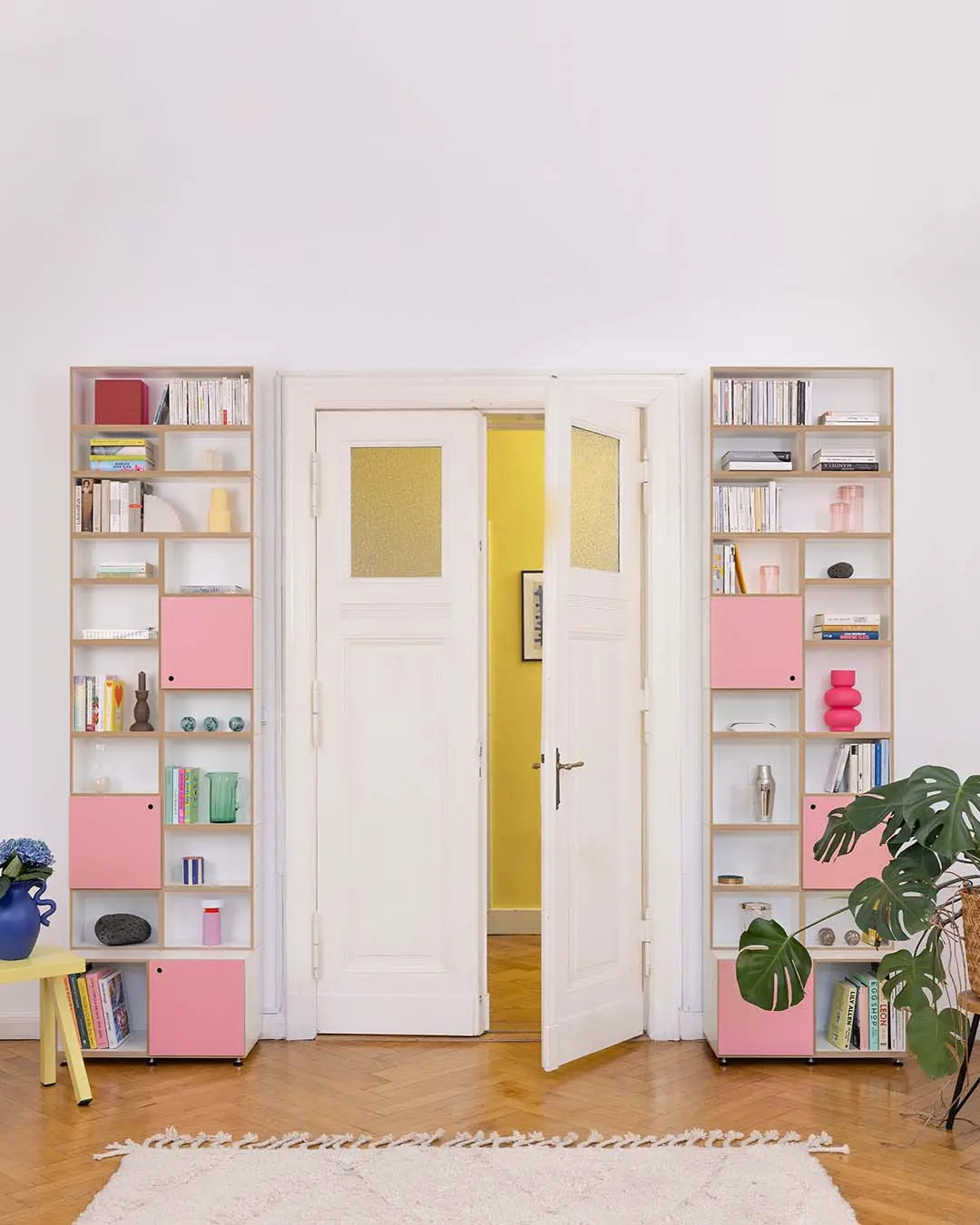 Wohnzimmer, Bücherregal, DVD, CD, Büro, Home-Office, Hohe Bücherregale in Pink, Flamingopink, 4x5, 4