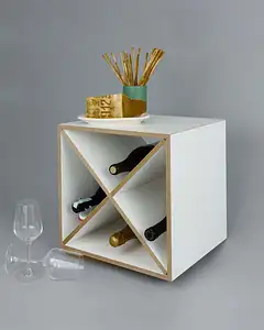 Weineinsatz Weineinsatz, grauer Hintergrund