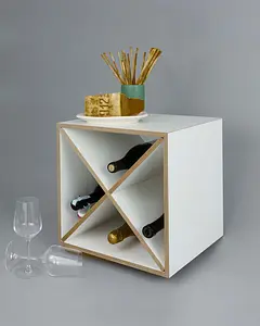 Weineinsatz Weineinsatz, grauer Hintergrund