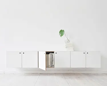Minimalistisches Wand-Sideboard mit Türen Flur, Sideboard, Wandregal, weiß