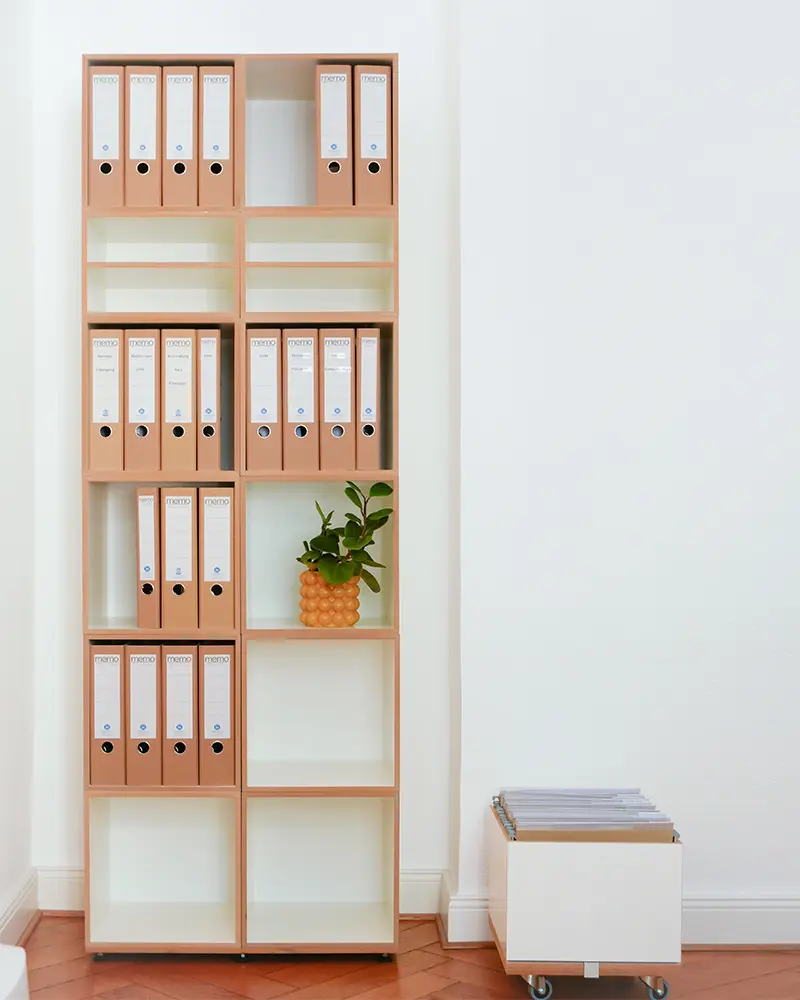 Hohes Aktenregal Blog, Geschäftskunden, Koop, Sonja, Aktenregal, Büroregal, Anwaltskanzlei