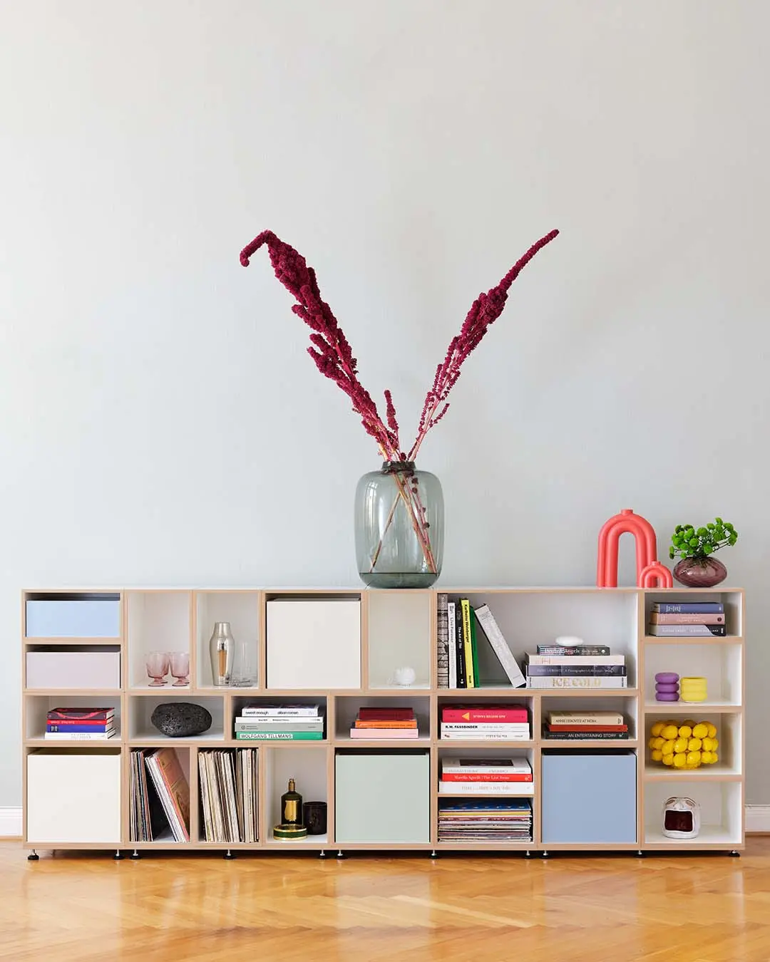 Sideboards, Wohnzimmerregale, Großes Wohnzimmer-Sideboard, 1:1 Modul, 1:1 Einschub, 1:2 Modul, 1:2 Einschub, 2:3 Modul, Pistaziengrün, Kaschmirgrau, Denimblau, Retusche, 4x5