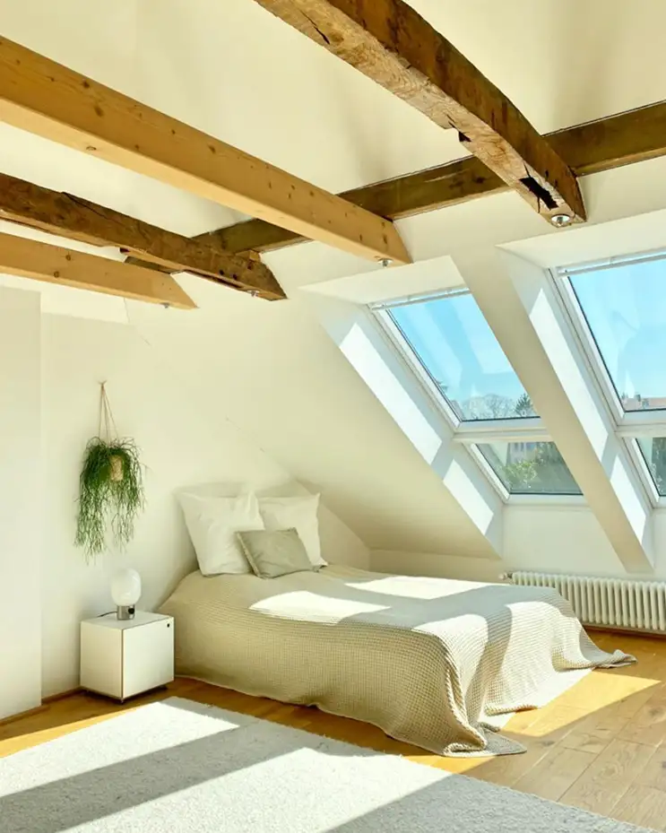 Kundenbilder, Schlafzimmerregale, Nachttisch