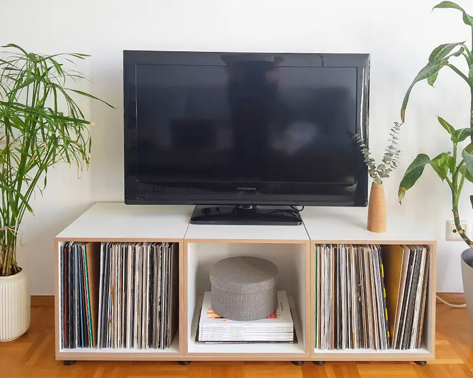 TV-Regal für Schallplatten Kundenbilder, Wohnzimmerregale, Schallplattenregale, TV