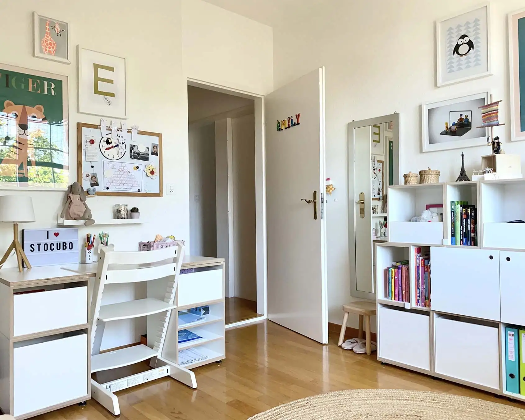 Kundenbilder, Kinderzimmer, Kinderschreibtisch M, Kinderregal