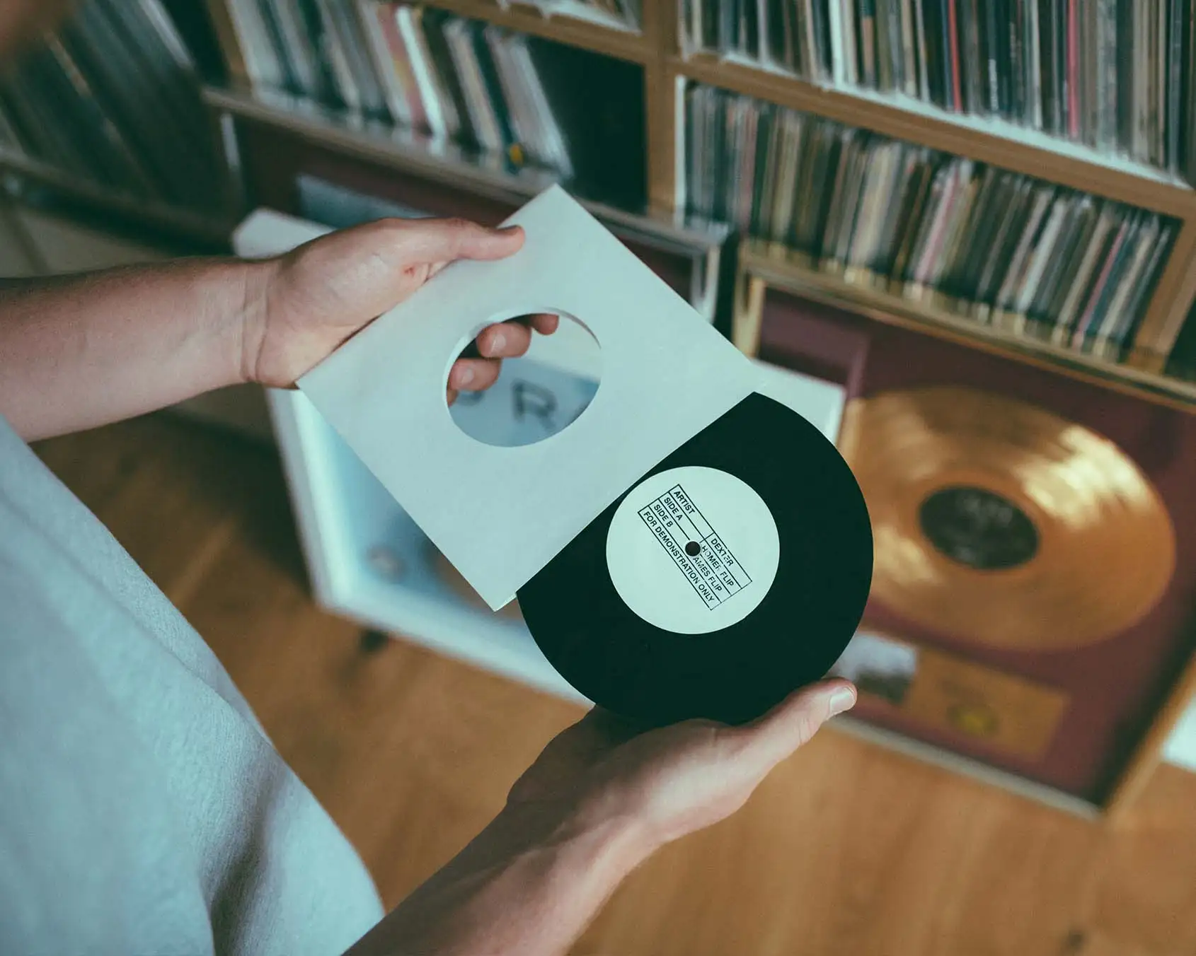 Koop, Inspiration, Blog, zu Besuch bei, Dexter, DJ, Schallplattenregale, Vinyl, LP