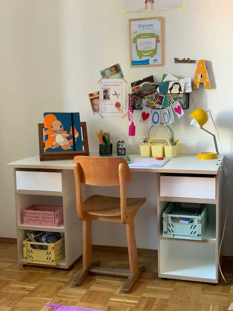 Kundenbilder, Kinderzimmer, Home-Office Schreibtisch, Kinderschreibtisch