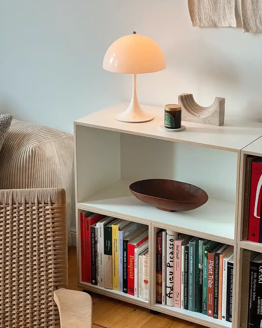 Sideboard für Kunst- und Designbücher Koop, Igor Josif, Bücherregale, Wohnzimmerregale, Sideboards, 4x5, 40