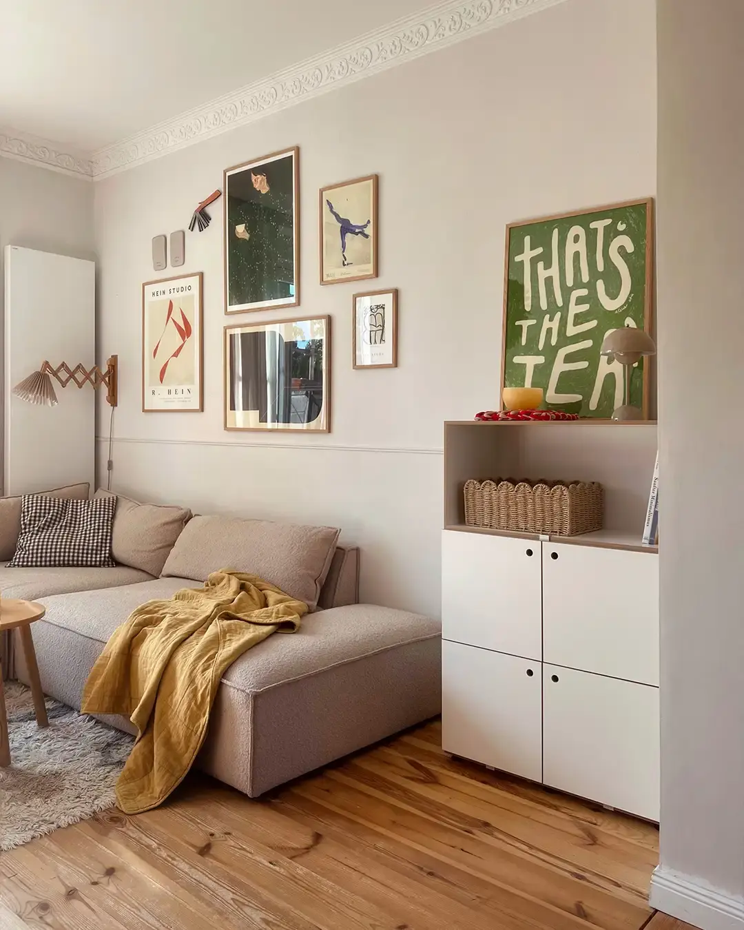 Kleiner Wohnzimmerschrank Koop, Sabrina, maison pour cinq, 4x5, 60