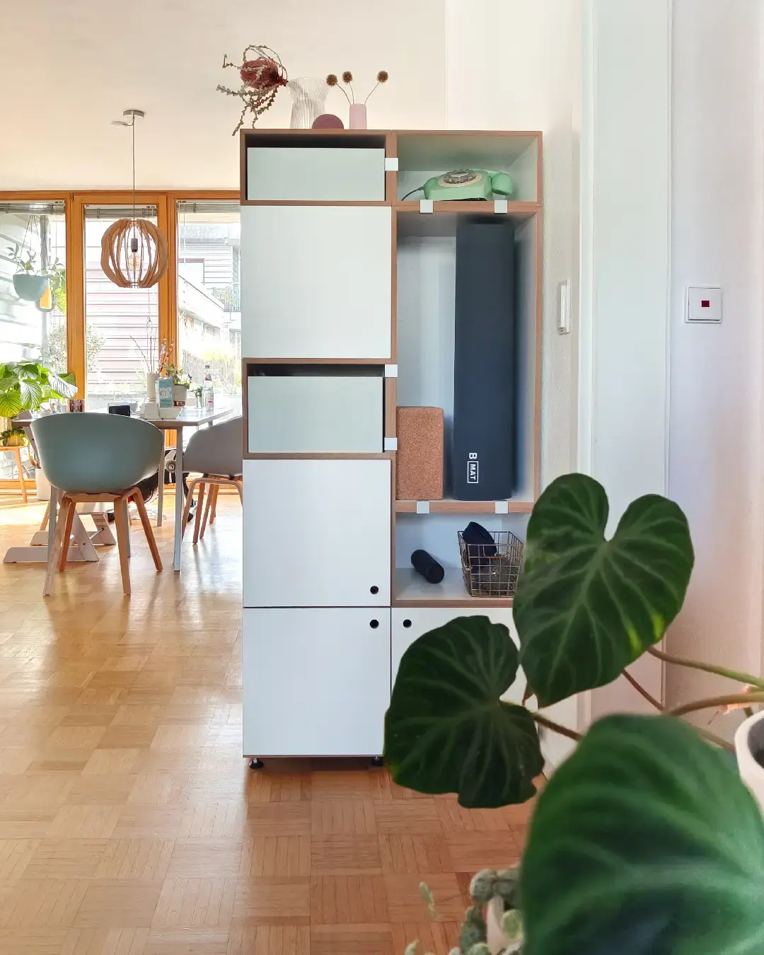 Hohes Raumteiler Kundenbilder, Raumteiler, Wohnzimmer, Esszimmer, 1:2 Einschub, 2:3 Einschub, Tür, 70