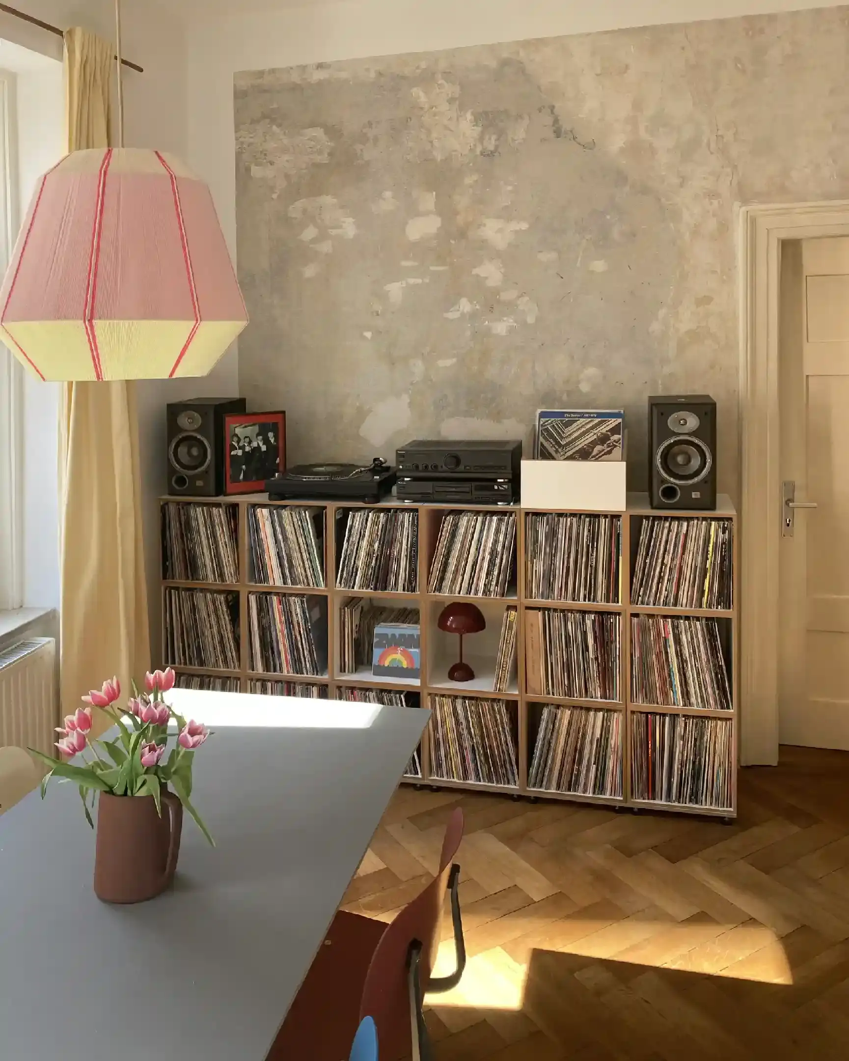 Vielseitiges Plattenregal Schallplattenregale, Wohnzimmerregale, Kundenbilder, Vielseitiges Plattenregal, LP-Box, 1:1 Modul, 4x5, 20