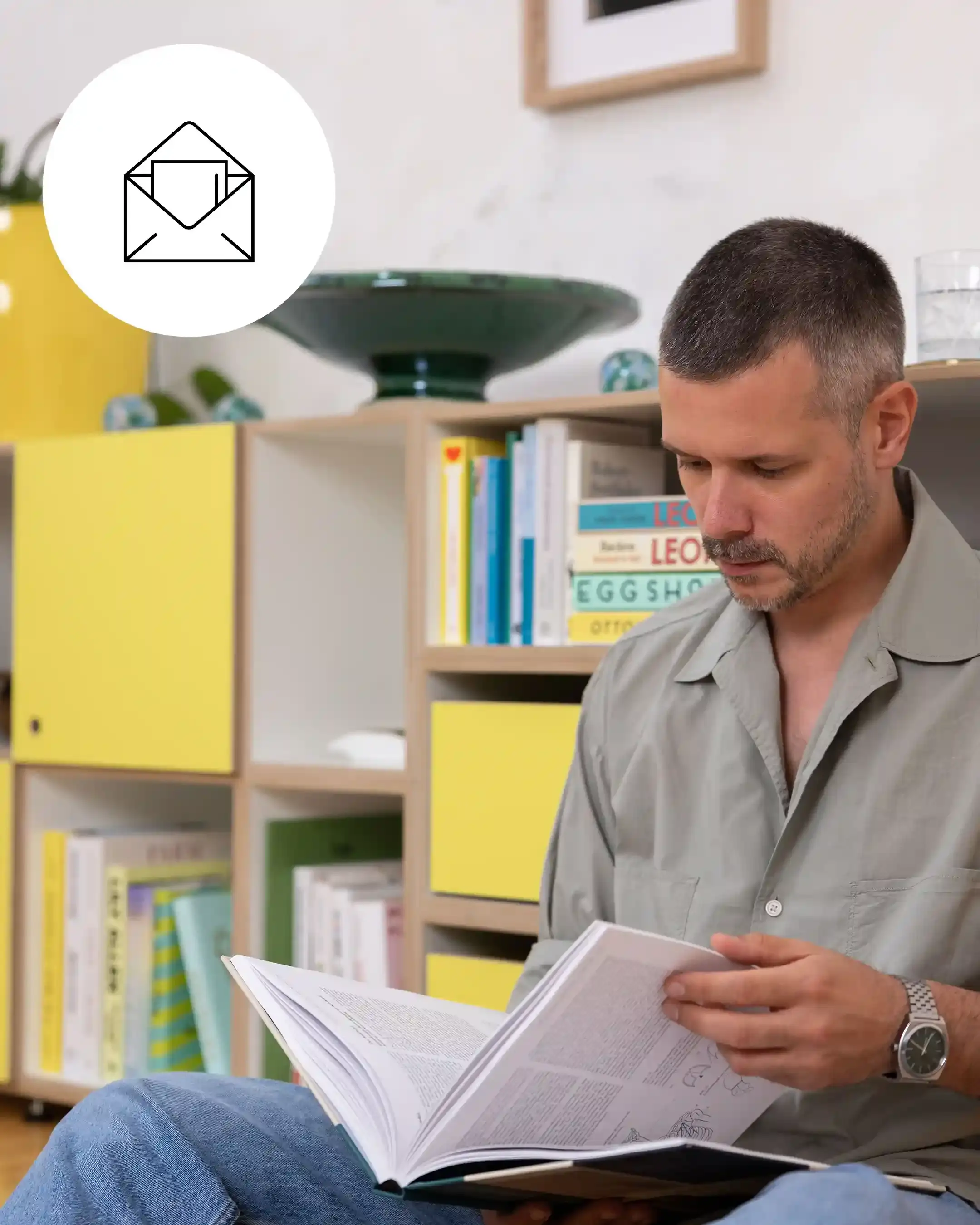 Newsletter, Sideboards, Bücherregale, Zitrusgelb, Abonnieren, Signup, 20