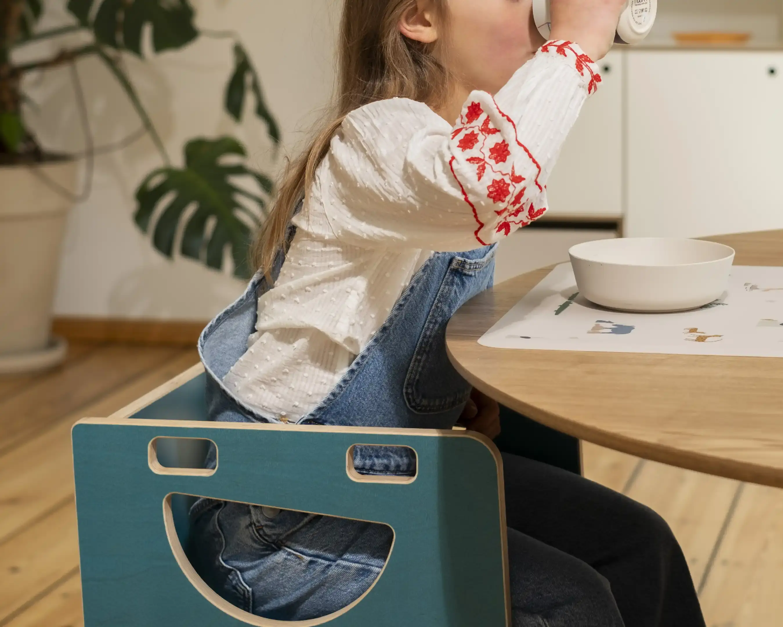 Hochstuhl Esszimmer, Kindermöbel, Gäste-Hochstuhl, Hochstuhl, Ozeangrün, weiße Kunststoffklammer, 5x4, 50