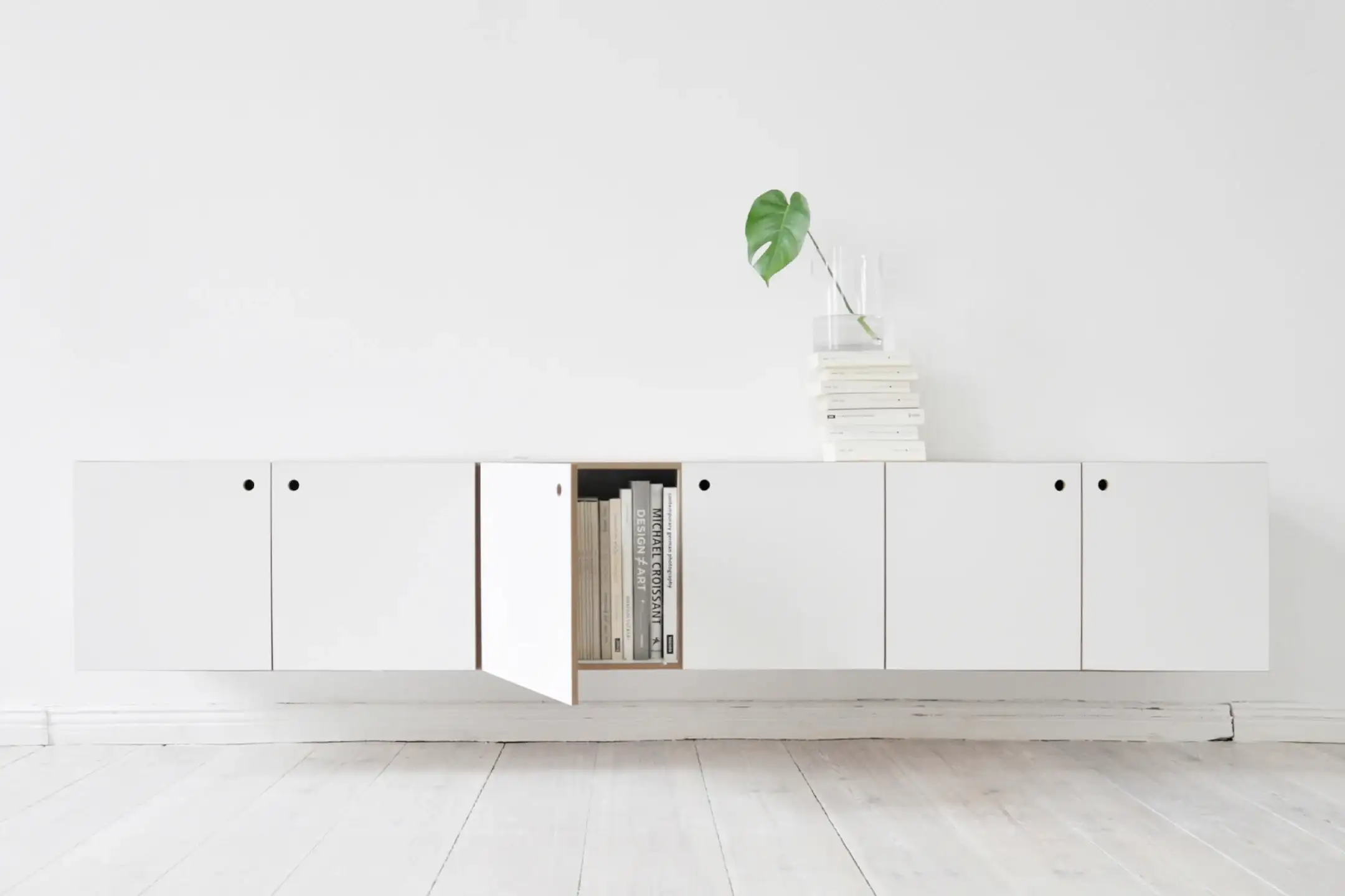 FAQ. Bücherregale, Wandhängung, Wandregal, 1:1 Modul mit Tür, weiß, 3x2, 85