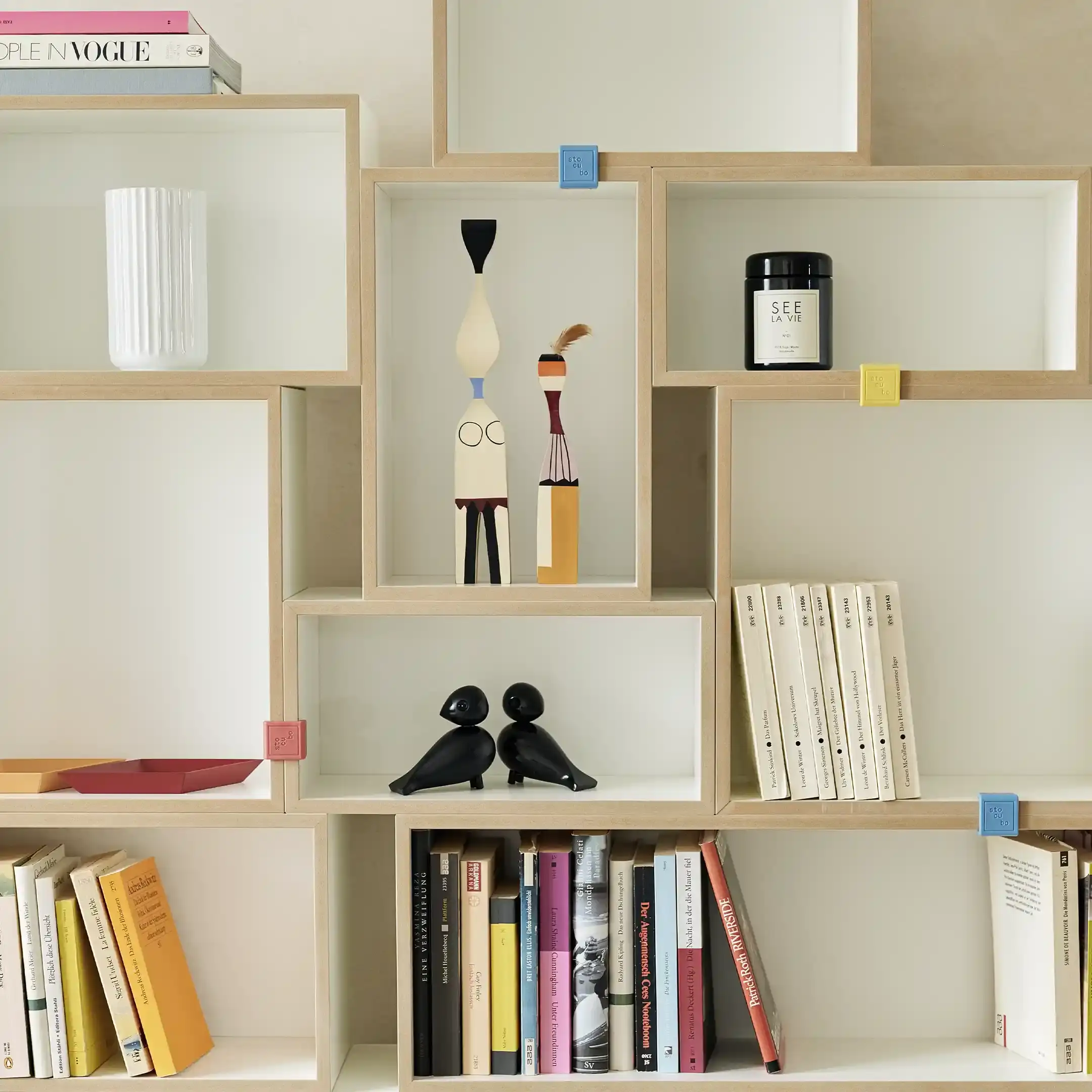 Bücherreegale, Wohnzimmerregale, Regal für Taschenbücher, bunte Kunststoffklammer, 1x1, 30