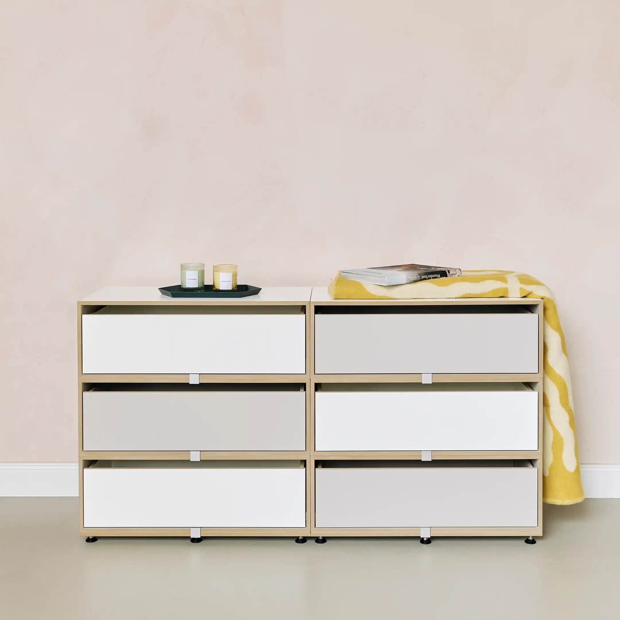 Farbenfrohe Doppel-Kommode Header, Kommoden, doppel-Kommode, 2:3 Modul, Doppelte Breite mit Schubladen, Weiß, Kaschmirgrau, 1x1,50