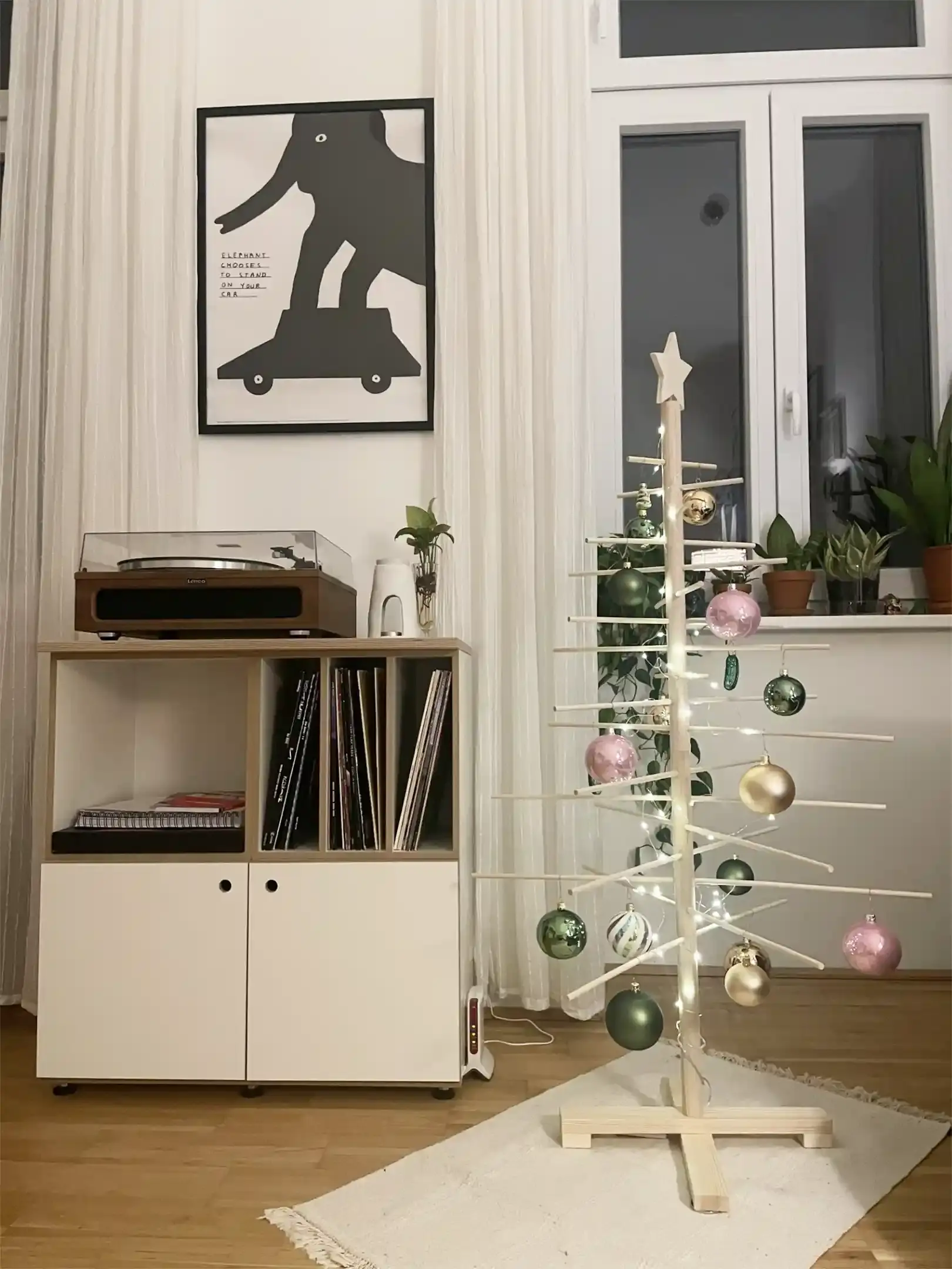 Kleines LP-Würfelregal Kundenbilder, Würfelregale, Schallplattenregale, LP, Vinyl, F3 Modul, Poster, Elefant, 30