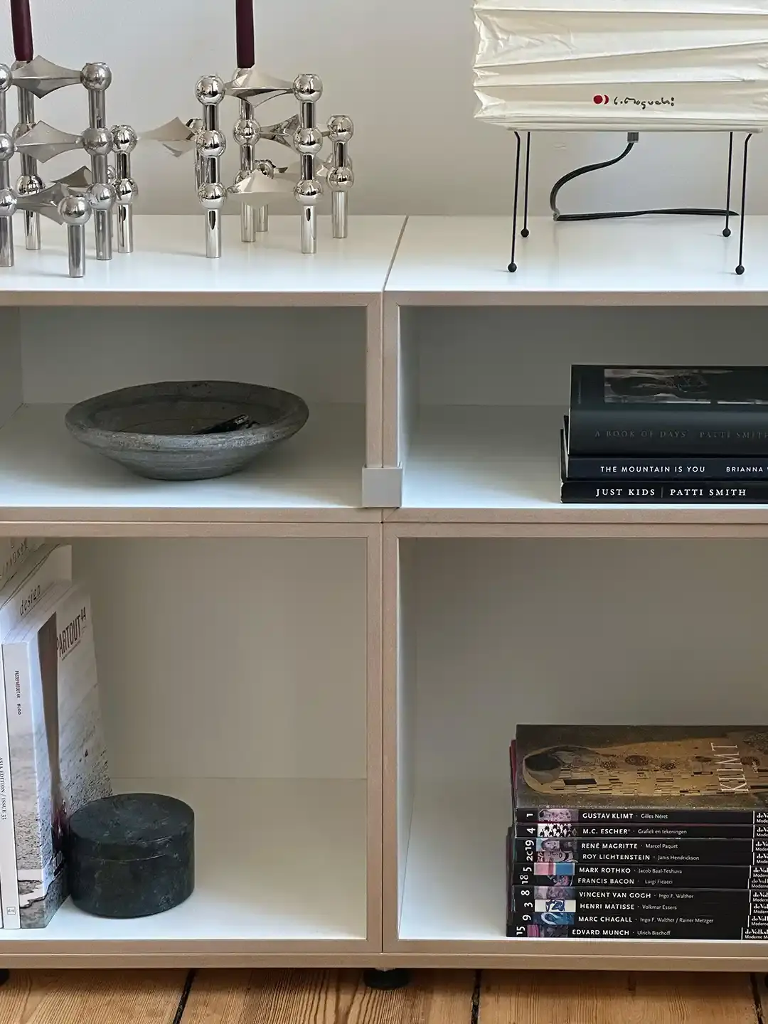 Wohnzimmer Würfelregal Koop, Wohnzimmerregale, Würfelregale, Bücherregale, Roos, STOFF Nagel modular Kerzenhalter, Isamu Noguchi, Akari, 40