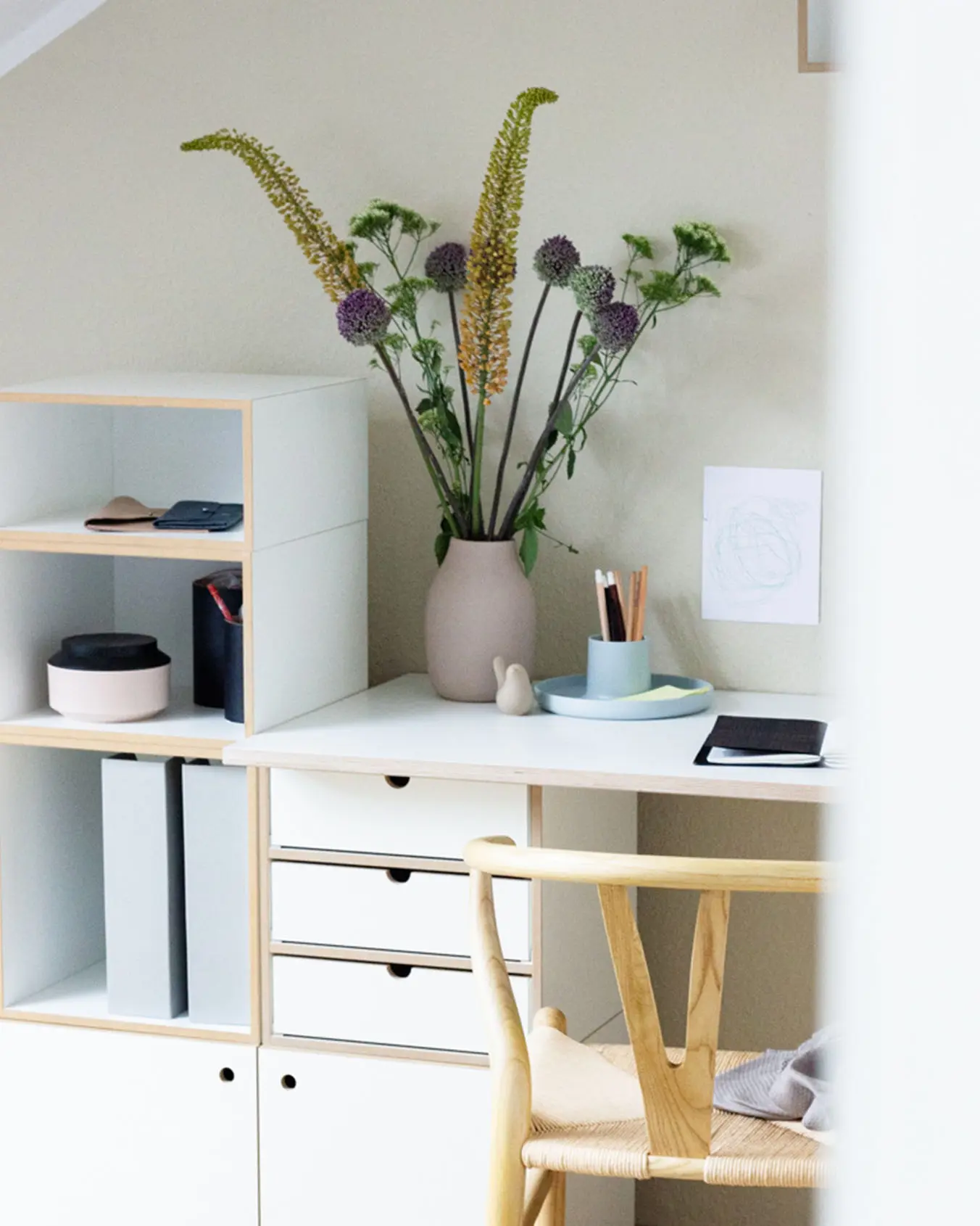 Modularer Schreibtisch mit F3 Modulen Koop, Newniq, Home Office