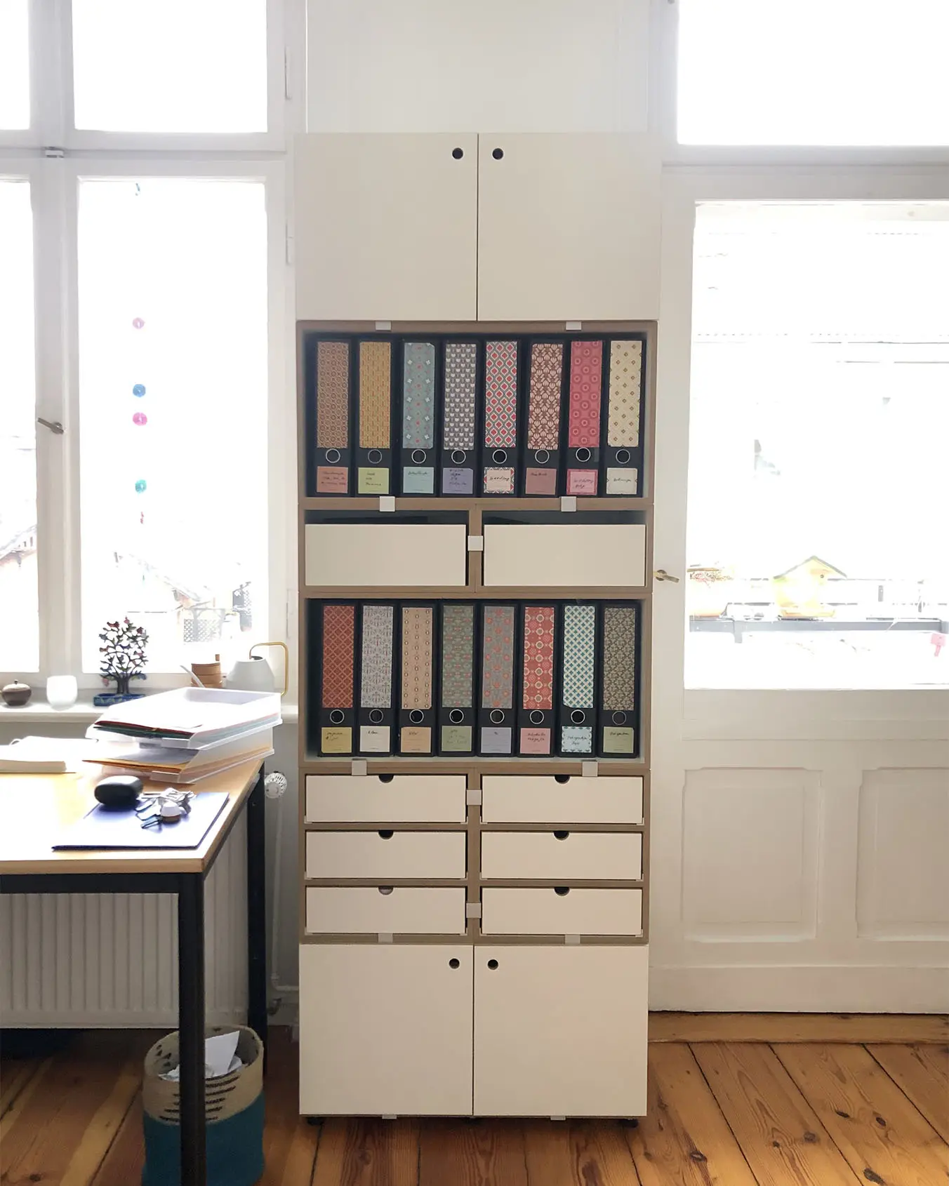 Vertikales Aktenregal Kundenbilder, F3 Modul, Schubladenset