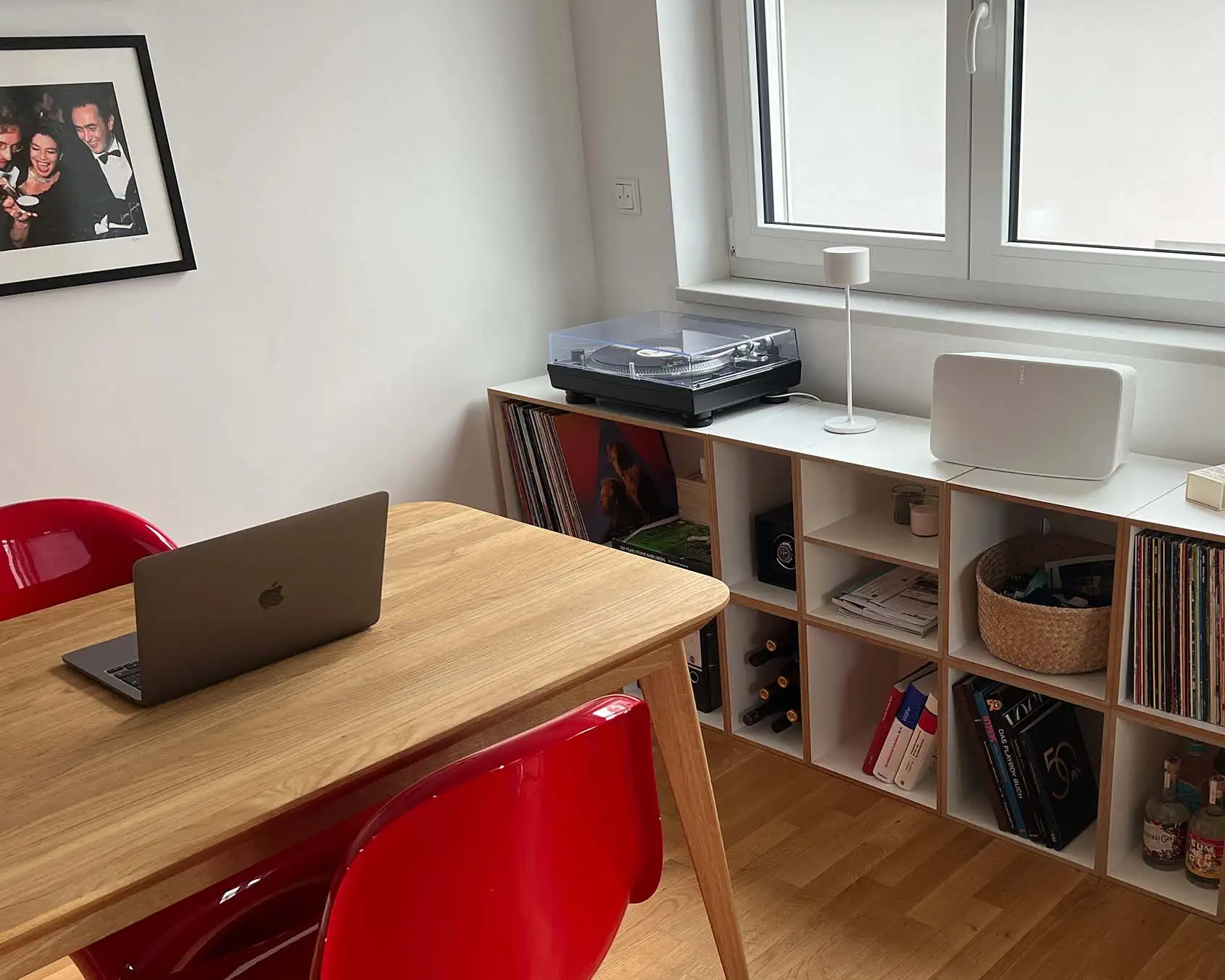 Sideboard unter dem Fester Kundenbilder, Esszimmerregal, Wohnzimmerregale, Sideboards