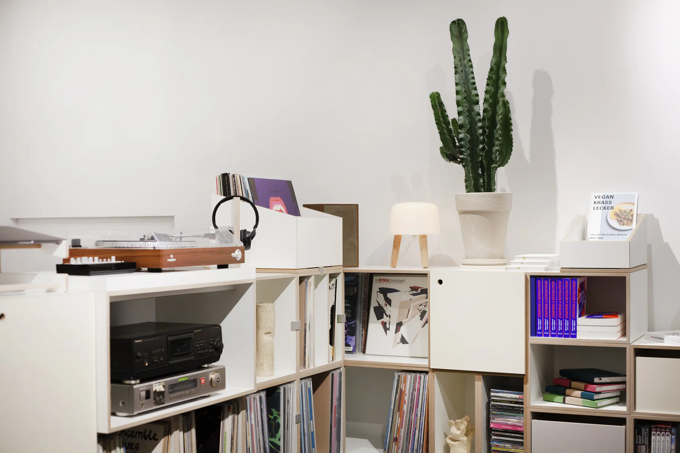 Eckregal pop-up frontal