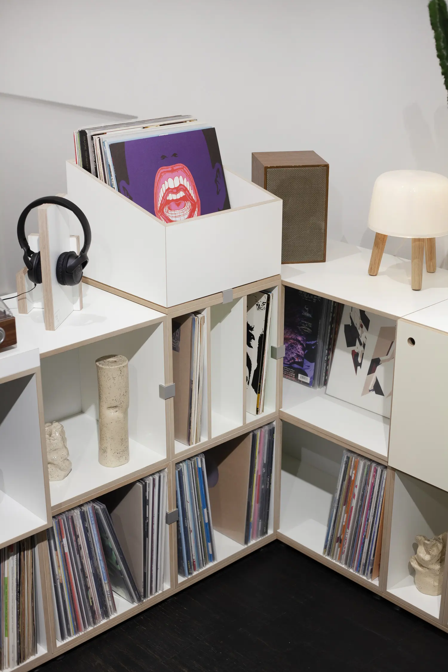 eckregal pop-up - detail