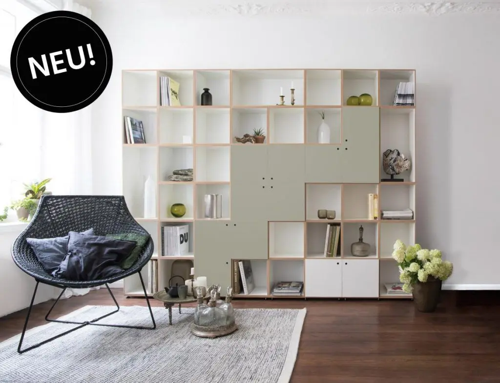 großes Wohnzimmerregal in pistaziengrün Blog, Wohnzimmerregale, Pistaziengrün
