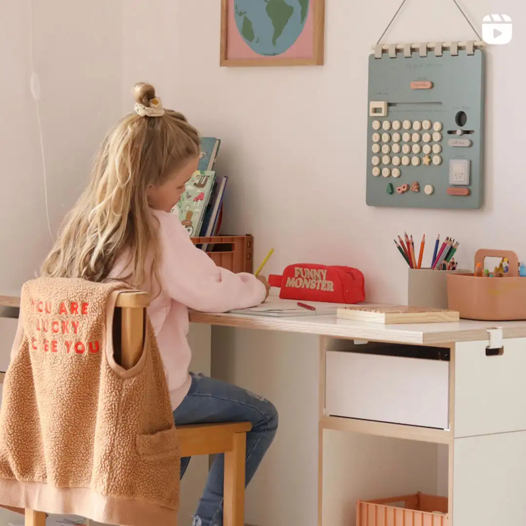 Lisa Instagram Koop, Blog, Liserk, Lisa, Kinderzimmer, Kinderschreibtisch M