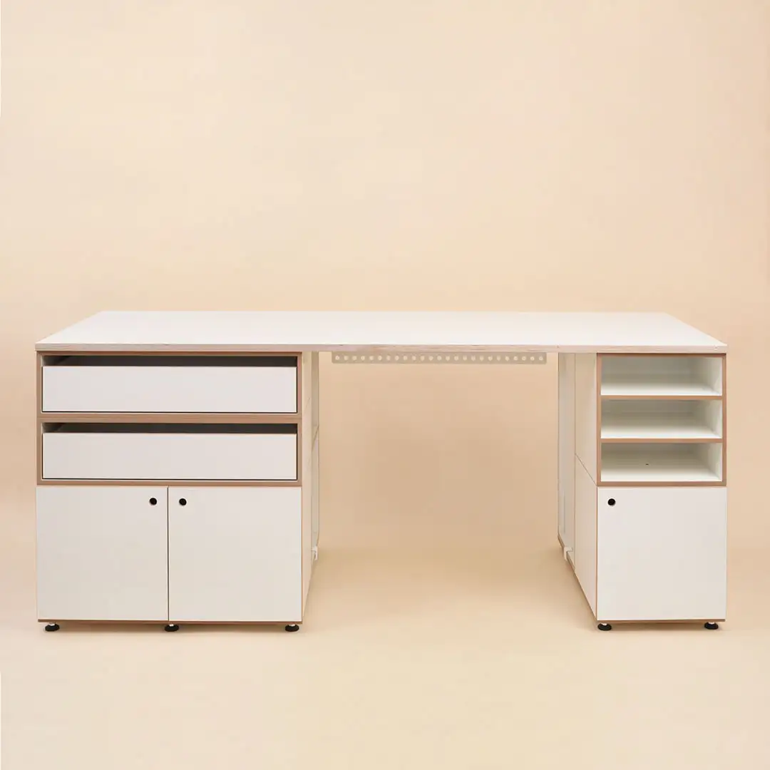 Modularer Schreibtisch L — Aufbauanleitung Anleitungen, Modularer Schreibtisch L, XXL-Schreibtisch Aufbauanleitung, Geschafft, Schritt 15