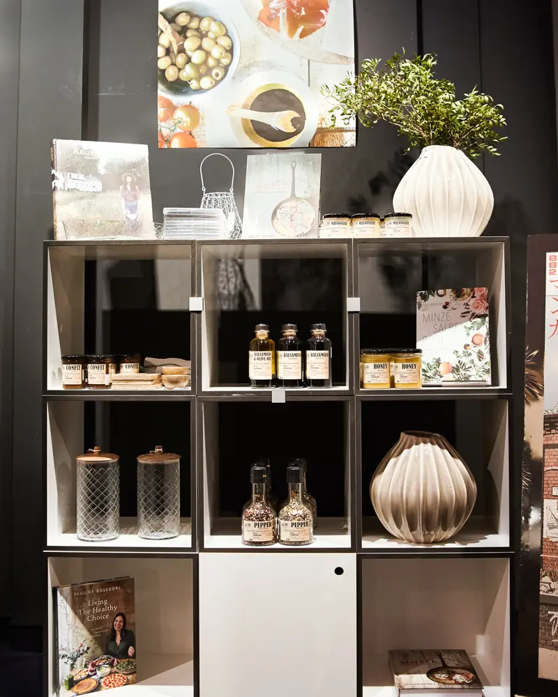 stocubo im Kulturhaus Dussmann Blog, Geschäftskunden, schwarze Kanten