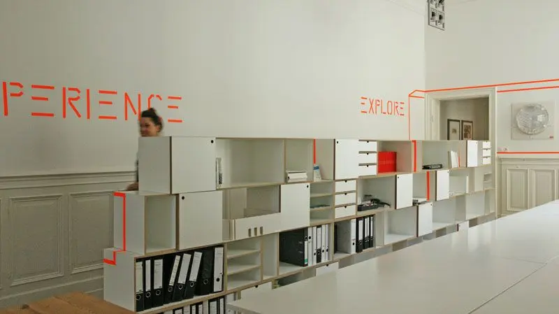 Aktenregale als Raumteiler Blog, Geschäftskunden, Büroregale, Aktenregale, Agentur, TRIAD