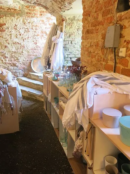 stocubo Ladenregale Ausstellung von Wohnaccessoires Blog, Geschäftskunden, Ladenregale, Warenregale, Schöne Beute, weiß, rosa