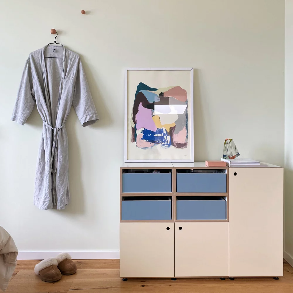 Koop, Kristina Ahoi bedroom closet, Schlafzimmerregale, denimblau, 2:1 hochkant mit Tür